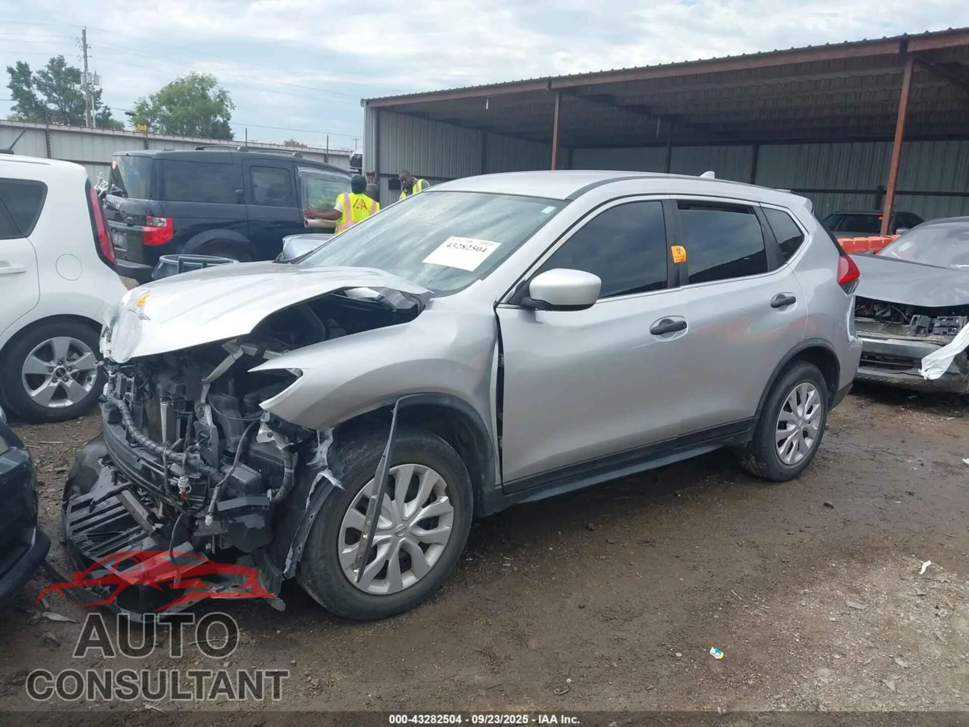 2017 NISSAN ROGUE Used VIN JN8AT2MV1HW275421 – rear exterior
