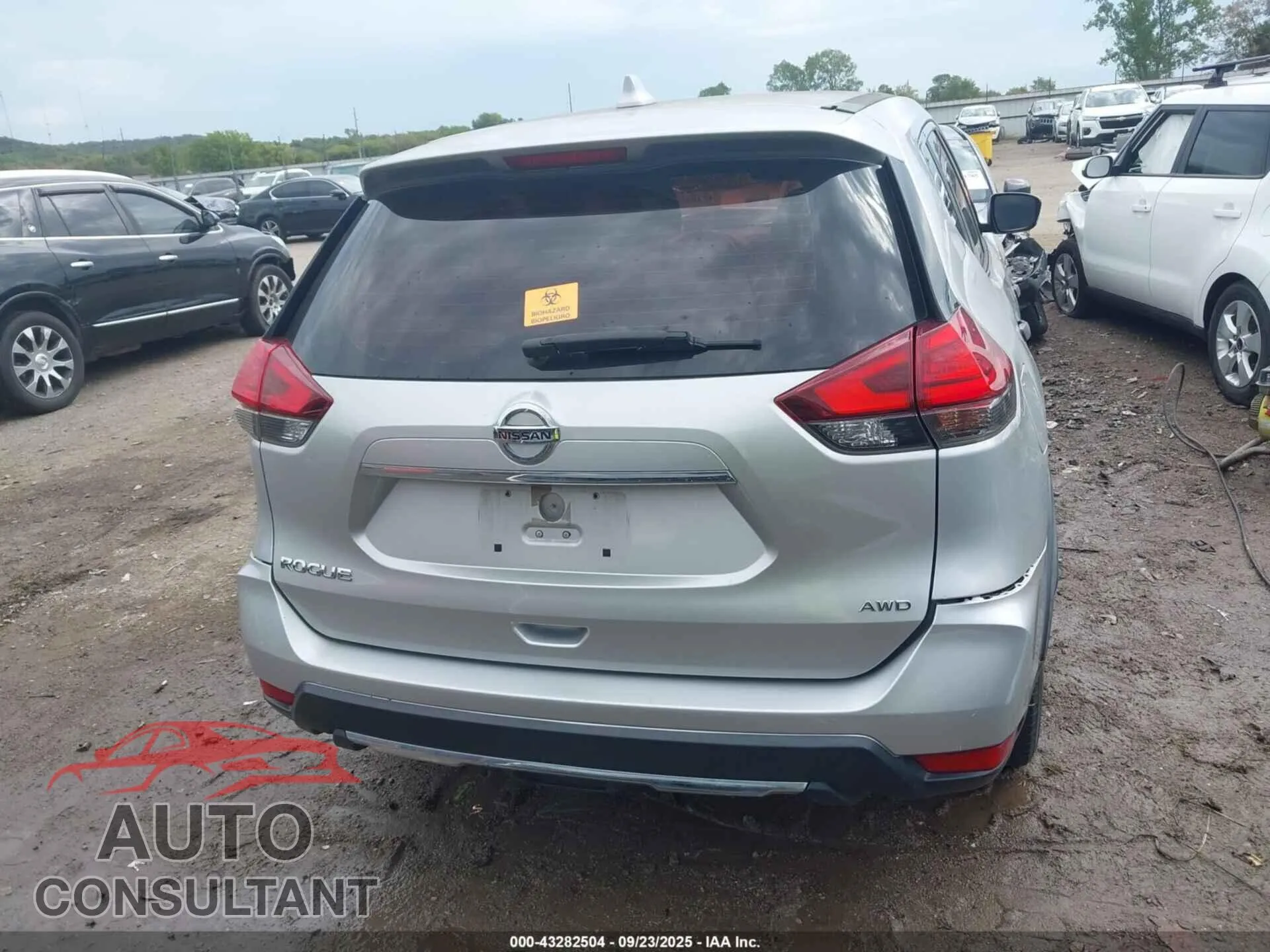 2017 NISSAN ROGUE Used VIN JN8AT2MV1HW275421 – photo 16