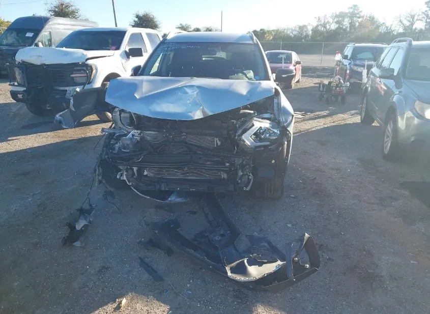 2018 NISSAN ROGUE Used VIN JN8AT2MV3JW354028 – photo 19