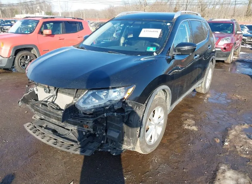 2016 NISSAN Rogue Used VIN JN8AT2MV4GW151786 – trunk area