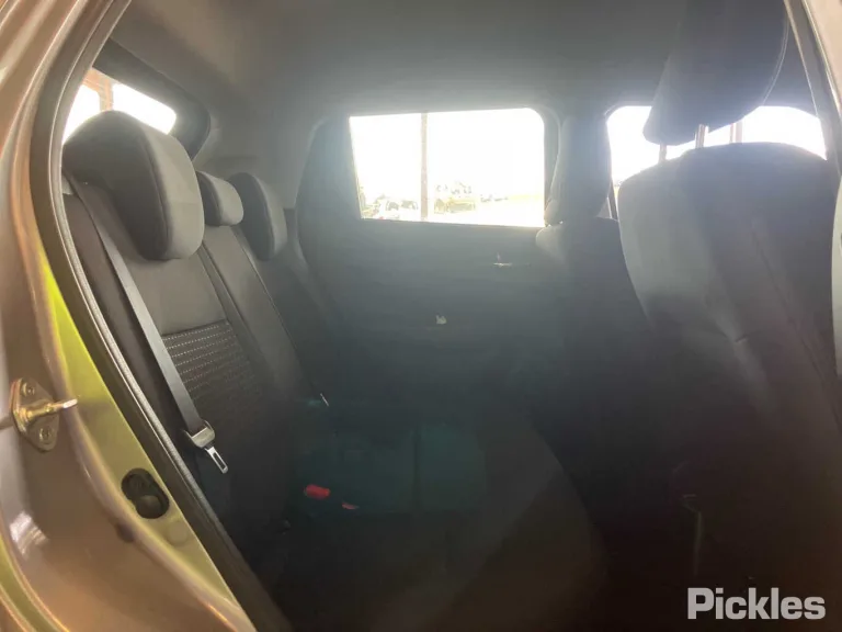2020 Suzuki Swift Damaged VIN JSAAZC13S00304883 – photo 22