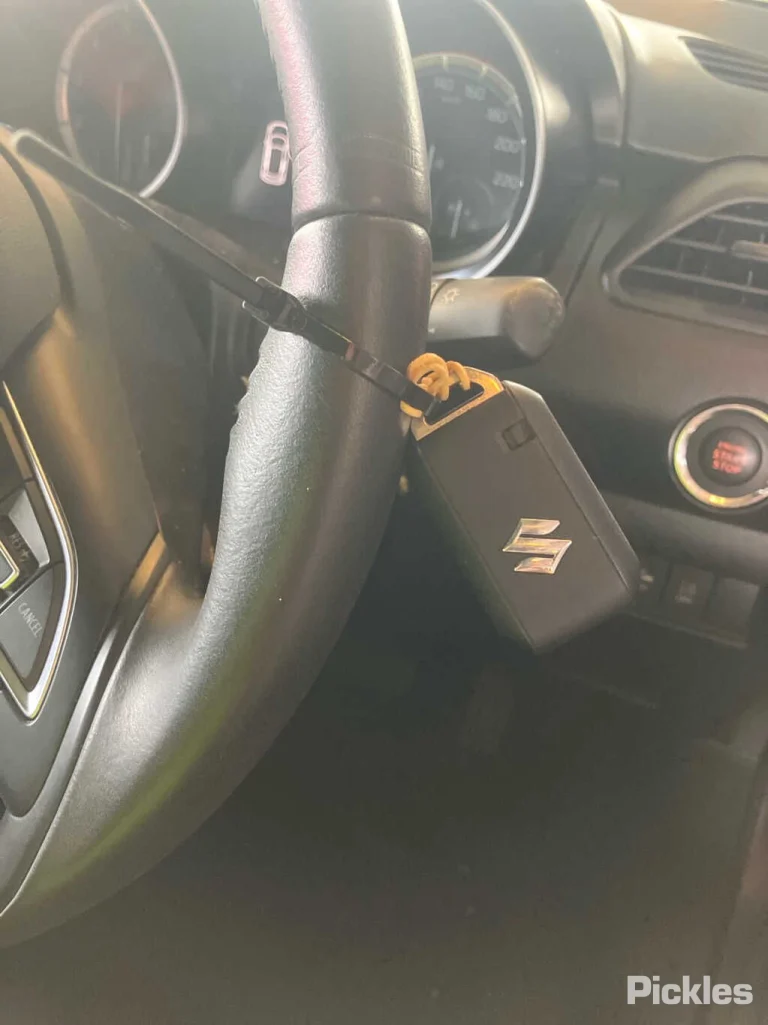 2020 Suzuki Swift Damaged VIN JSAAZC13S00304883 – photo 24