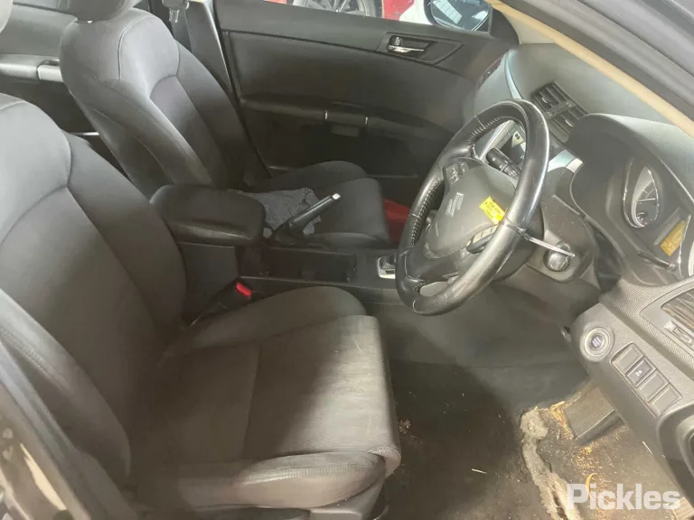 2012 Suzuki Kizashi Damaged VIN JSAFRE91S00122779 – undercarriage