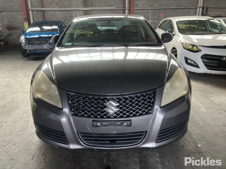 2012 Suzuki Kizashi Damaged VIN JSAFRE91S00122779 – photo 18