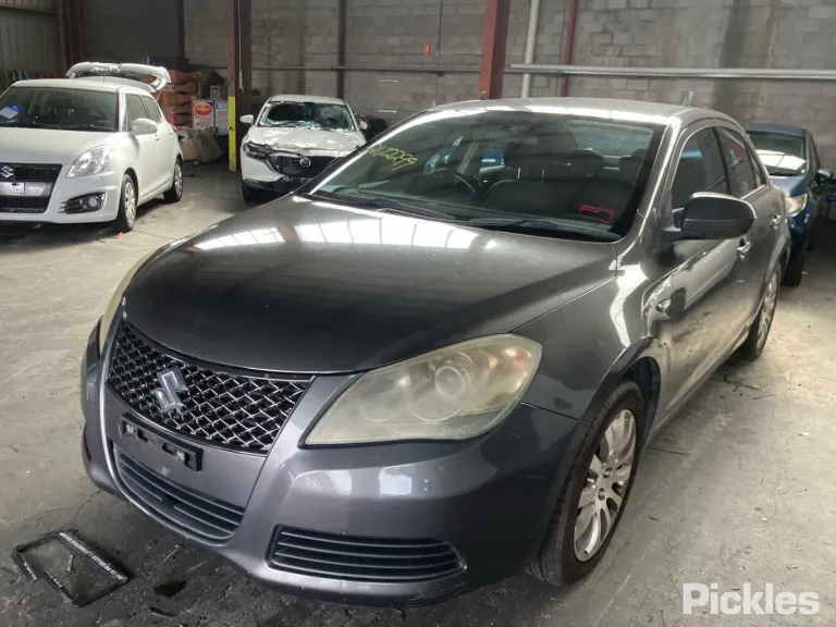 2012 Suzuki Kizashi Damaged VIN JSAFRE91S00122779 – photo 27