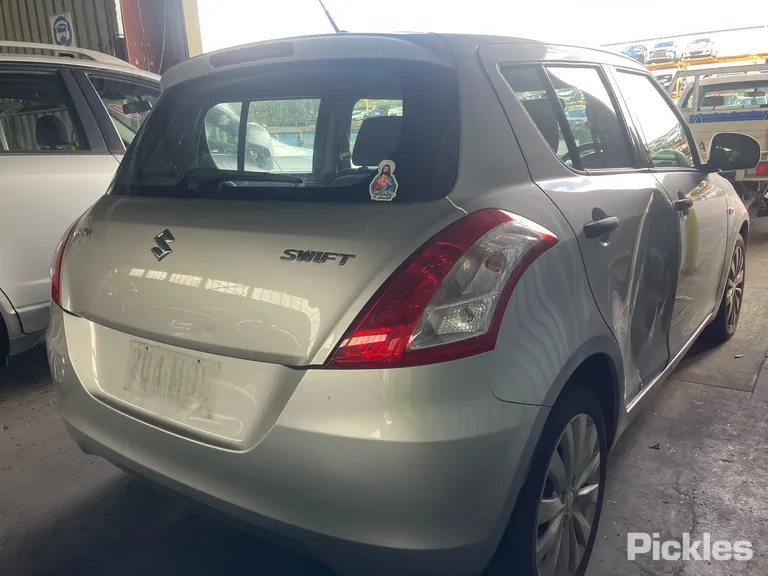 2013 Suzuki Swift Used VIN JSAFZC82S00136301 – engine bay