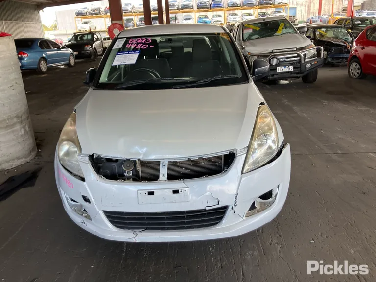 2013 Suzuki Swift Used VIN JSAFZC82S00138077 – photo 17