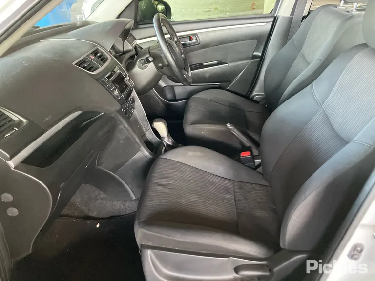 2013 Suzuki Swift Used VIN JSAFZC82S00138077 – photo 25