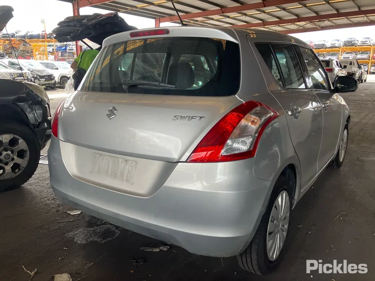 2014 Suzuki Swift Used VIN JSAFZC82S00301897 – photo 18