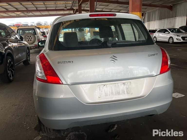 2014 Suzuki Swift Used VIN JSAFZC82S00301897 – photo 26
