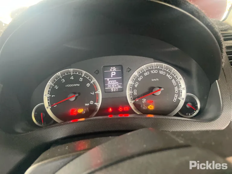 2015 Suzuki Swift Used VIN JSAFZC82S00325793 – exterior detail