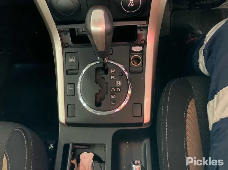 2016 Suzuki Grand Vitara Used VIN JSAJTEA4V00350313 – interior seats