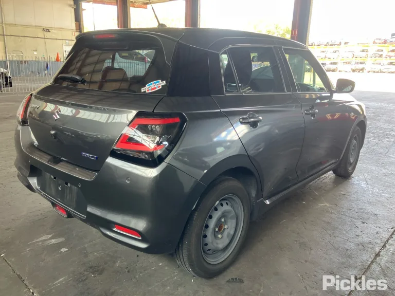 2024 Suzuki Swift Damaged VIN JSAZCEDS600158750 – odometer reading