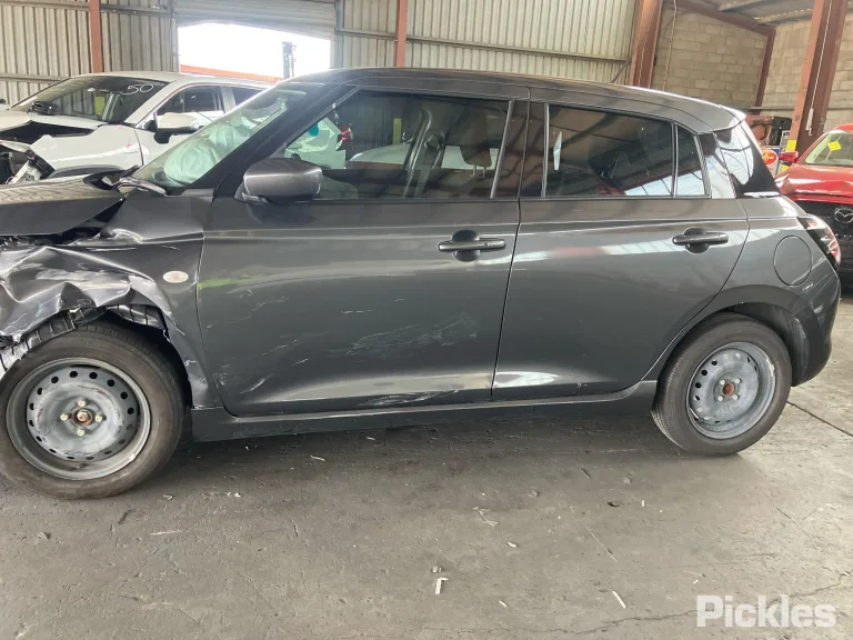 2024 Suzuki Swift Damaged VIN JSAZCEDS600158750 – photo 13