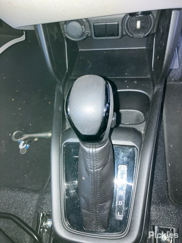 2024 Suzuki Swift Damaged VIN JSAZCEDS600158750 – photo 18