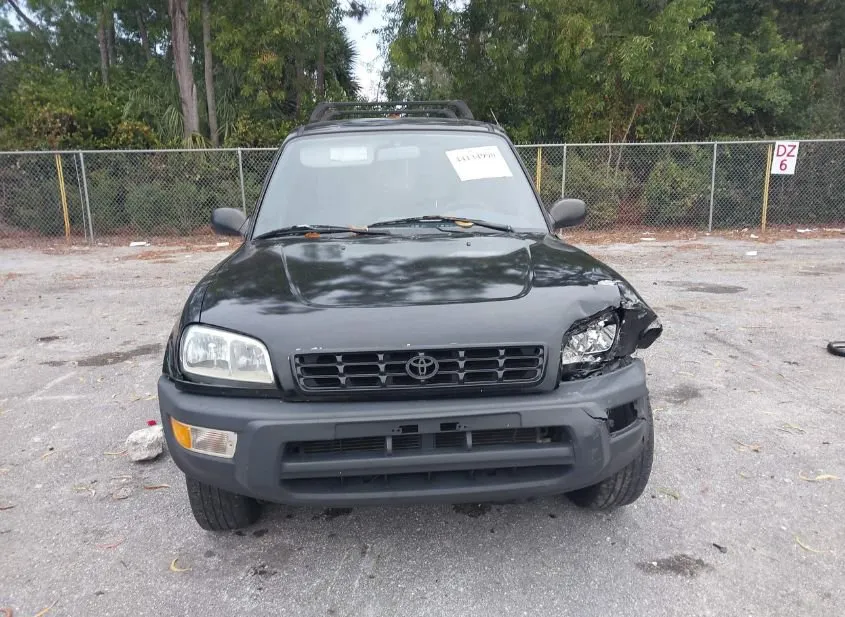 1998 TOYOTA RAV4 Used VIN JT3GP10V8W0026306 – photo 18