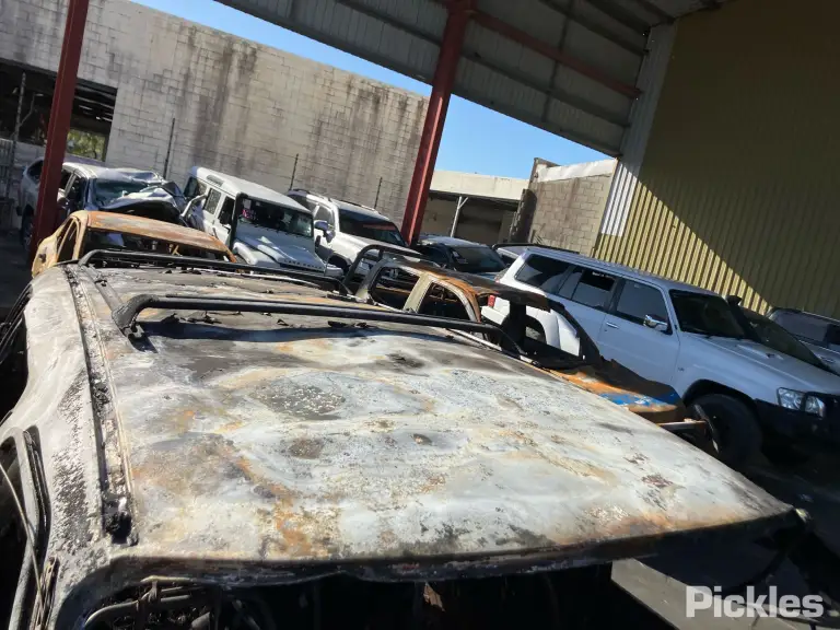 1996 Toyota Tarago Damaged VIN JT711AC1100116094 – photo 12