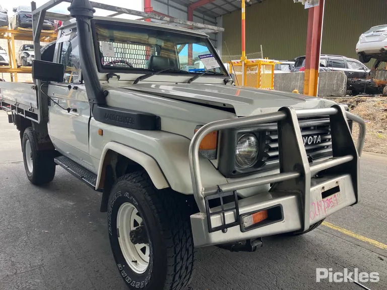 1993 Toyota Landcruiser Used VIN JT731UJ7508500225 – photo 12