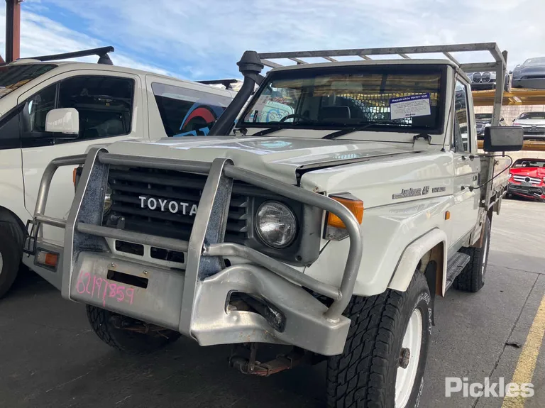 1993 Toyota Landcruiser Used VIN JT731UJ7508500225 – photo 22