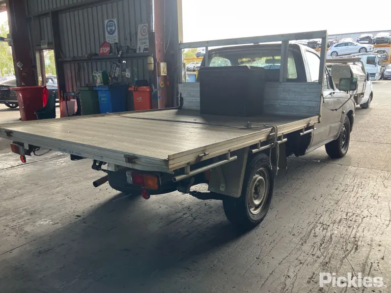 1998 Toyota Hilux Damaged VIN JT731UNE700005678 – photo 23