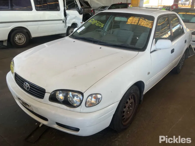 1999 Toyota Corolla Damaged VIN JT753AEB200018031 – odometer reading