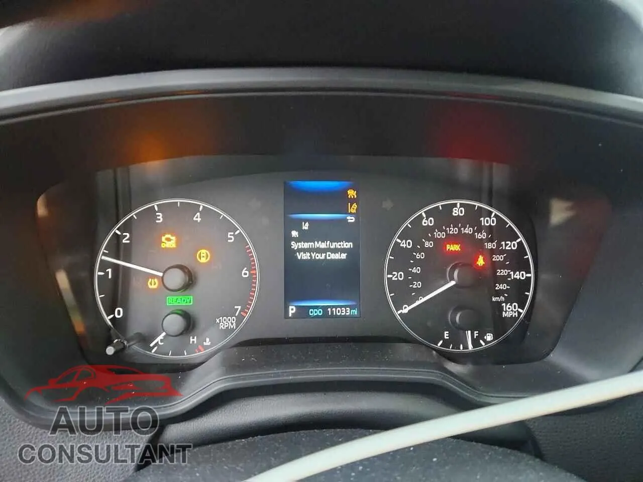 2025 TOYOTA COROLLA Damaged VIN JTDBCMFE1S3097804 – trunk area