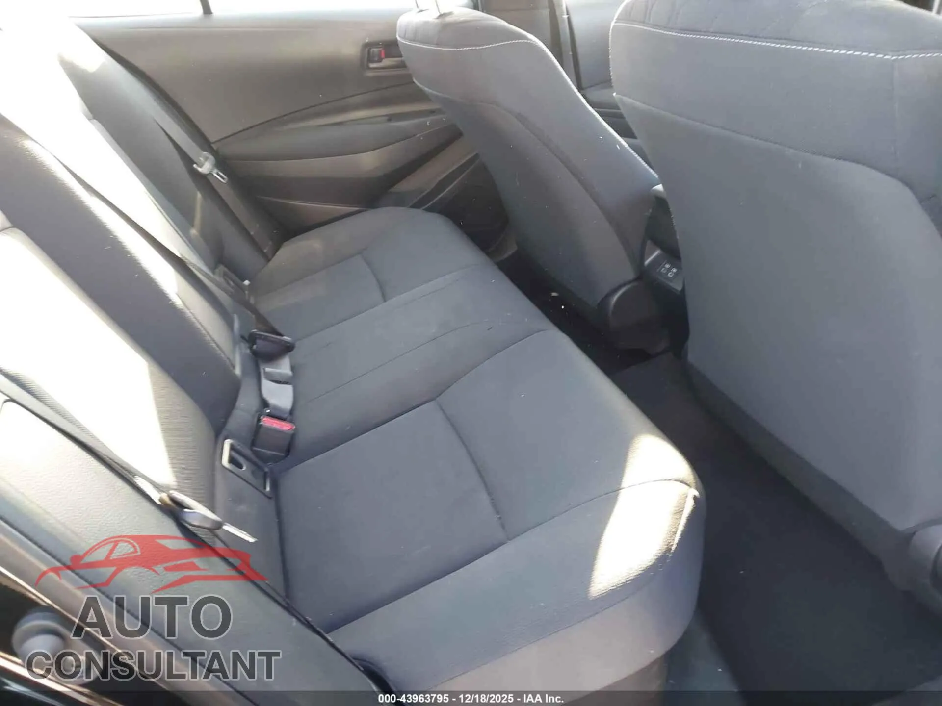 2025 TOYOTA COROLLA Damaged VIN JTDBCMFE7S3096415 – undercarriage