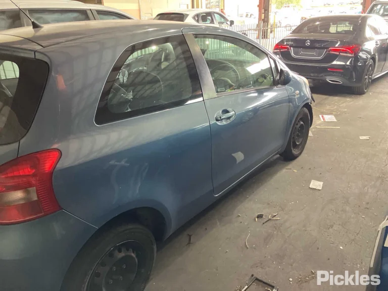 2007 Toyota Yaris Damaged VIN JTDJW923505067601 – photo 24