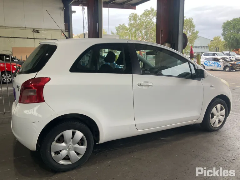 2007 Toyota Yaris Damaged VIN JTDJW923705069818 – photo 14
