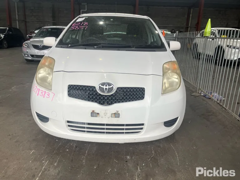 2007 Toyota Yaris Damaged VIN JTDJW923705069818 – photo 26