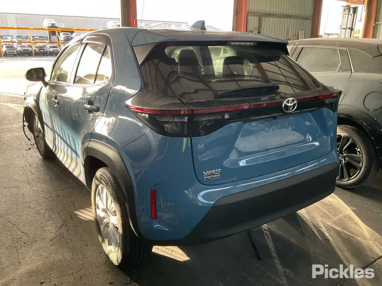 2023 Toyota Yaris Cross VIN JTDKAAB3501002176