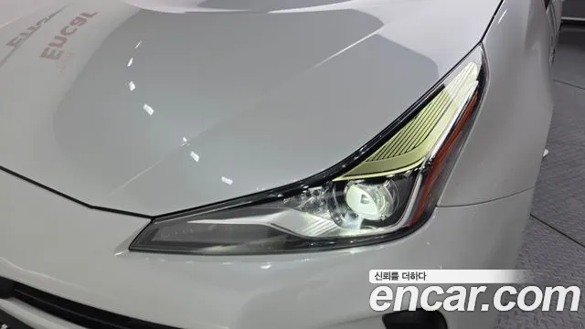 2022 Toyota Prius 4th Gen 1.8 VIN JTDKAMFU7N3160325
