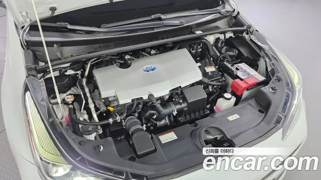 2022 Toyota Prius 4th Gen 1.8 Sold VIN JTDKAMFU7N3181501 – trunk area 2022 Toyota Prius 4th Gen 1.8 Sold VIN JTDKAMFU7N3181501 – trunk area