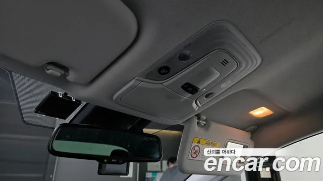 2022 Toyota Prius 4th Gen 1.8 Sold VIN JTDKAMFU8N3171589 – interior seats 2022 Toyota Prius 4th Gen 1.8 Sold VIN JTDKAMFU8N3171589 – interior seats