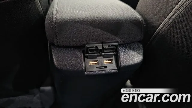 2022 Toyota Prius 4th Gen 1.8 Sold VIN JTDKAMFU8N3171589 – photo 27 2022 Toyota Prius 4th Gen 1.8 Sold VIN JTDKAMFU8N3171589 – photo 27