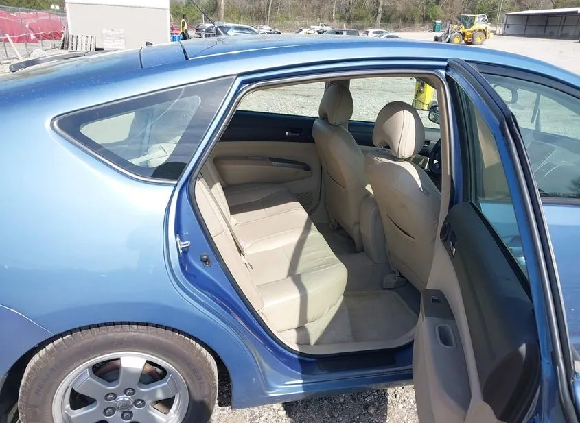 2005 TOYOTA Prius Used VIN JTDKB20U550125164 – rear exterior
