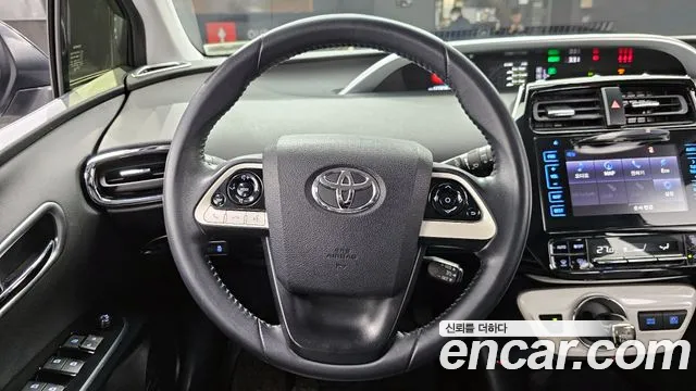 2018 Toyota Prius 4th Gen 1.8 E Sold VIN JTDKBRFU2J3582376 – photo 17