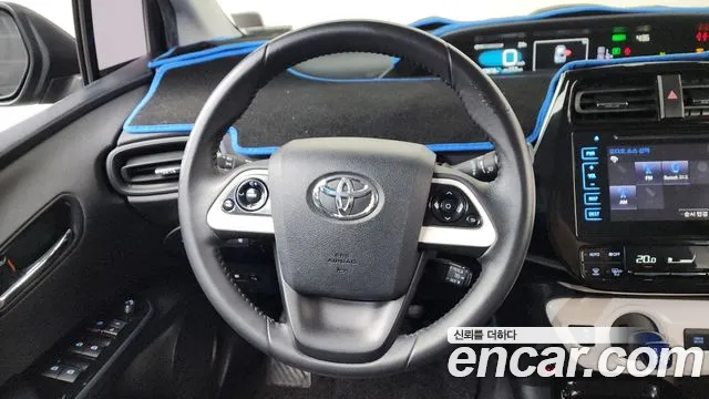 2017 Toyota Prius 4th Gen 1.8 E Sold VIN JTDKBRFU3H3555228 – photo 12 2017 Toyota Prius 4th Gen 1.8 E Sold VIN JTDKBRFU3H3555228 – photo 12