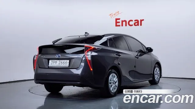 2017 Toyota Prius 4th Gen 1.8 E Sold VIN JTDKBRFU3H3555228 – photo 17 2017 Toyota Prius 4th Gen 1.8 E Sold VIN JTDKBRFU3H3555228 – photo 17
