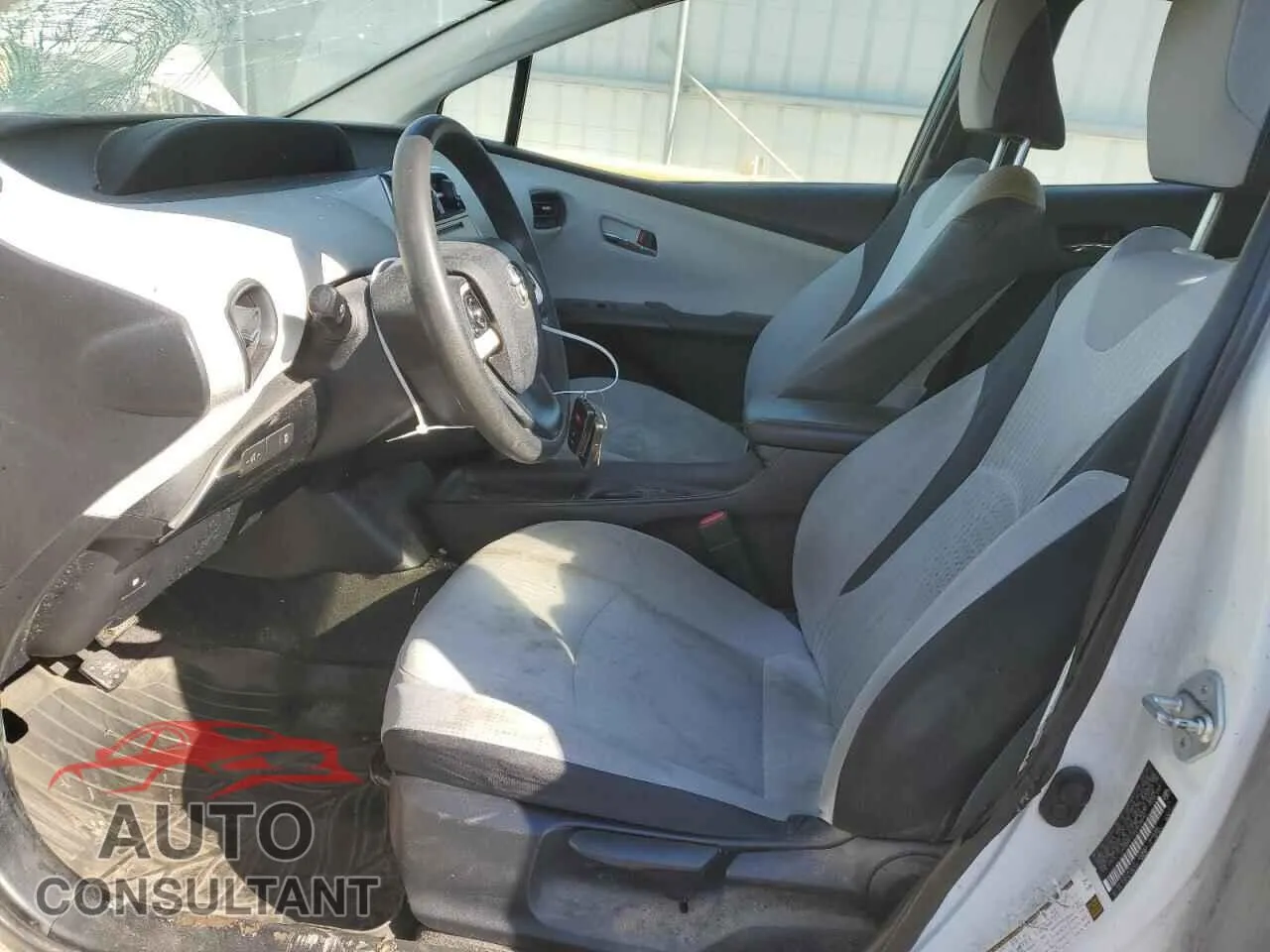 2016 TOYOTA PRIUS Damaged VIN JTDKBRFU4G3508692 – exterior detail