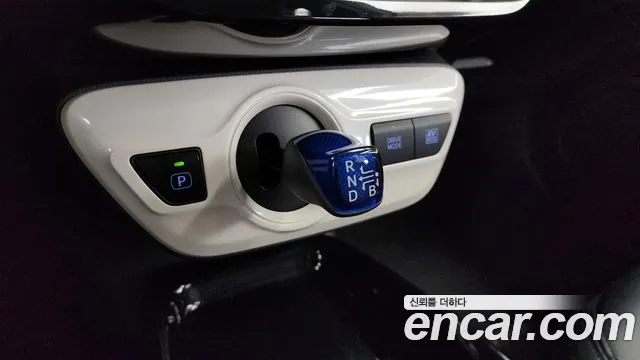 2017 Toyota Prius 4th Gen 1.8 E Sold VIN JTDKBRFU6H3569155 – exterior detail