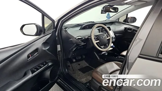 2017 Toyota Prius 4th Gen 1.8 E Sold VIN JTDKBRFUXH3560619 – photo 13