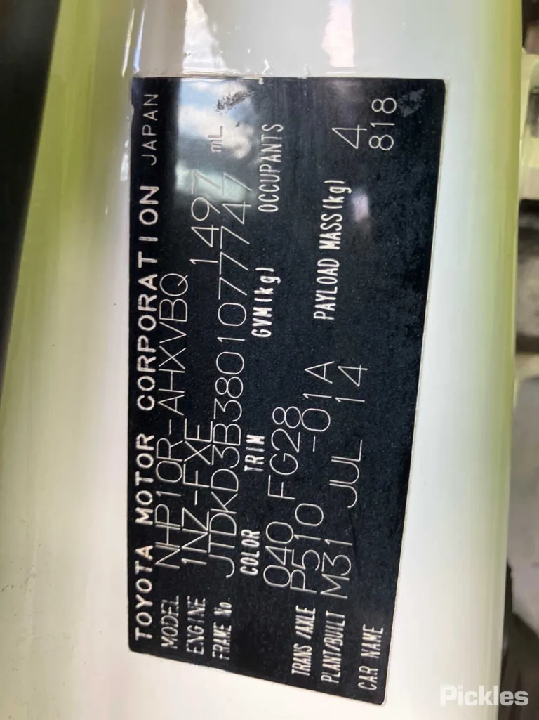 2014 Toyota Prius C Damaged VIN JTDKD3B3801077747 – photo 25