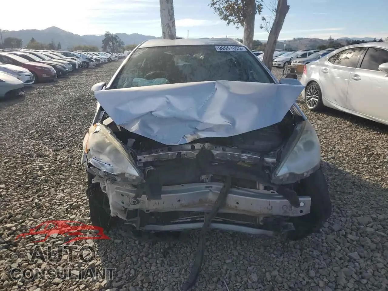 2013 TOYOTA PRIUS Damaged VIN JTDKDTB30D1551308 – interior seats