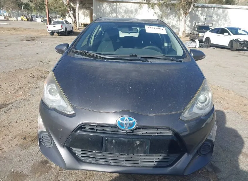 2015 TOYOTA Prius C Used VIN JTDKDTB33F1101168 – photo 13 2015 TOYOTA Prius C Used VIN JTDKDTB33F1101168 – photo 13