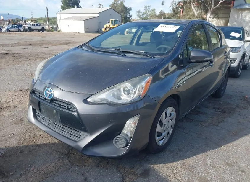 2015 TOYOTA Prius C Used VIN JTDKDTB33F1101168 – photo 18 2015 TOYOTA Prius C Used VIN JTDKDTB33F1101168 – photo 18