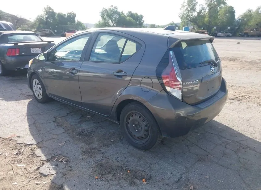 2015 TOYOTA Prius C Used VIN JTDKDTB33F1101168 – photo 19 2015 TOYOTA Prius C Used VIN JTDKDTB33F1101168 – photo 19