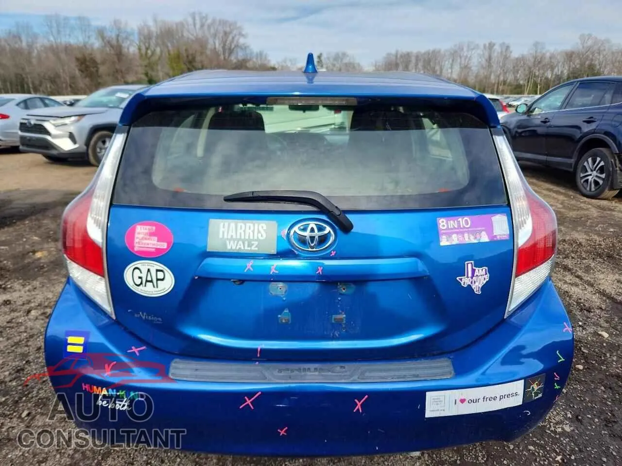 2016 TOYOTA PRIUS Damaged VIN JTDKDTB35G1589315 – engine bay