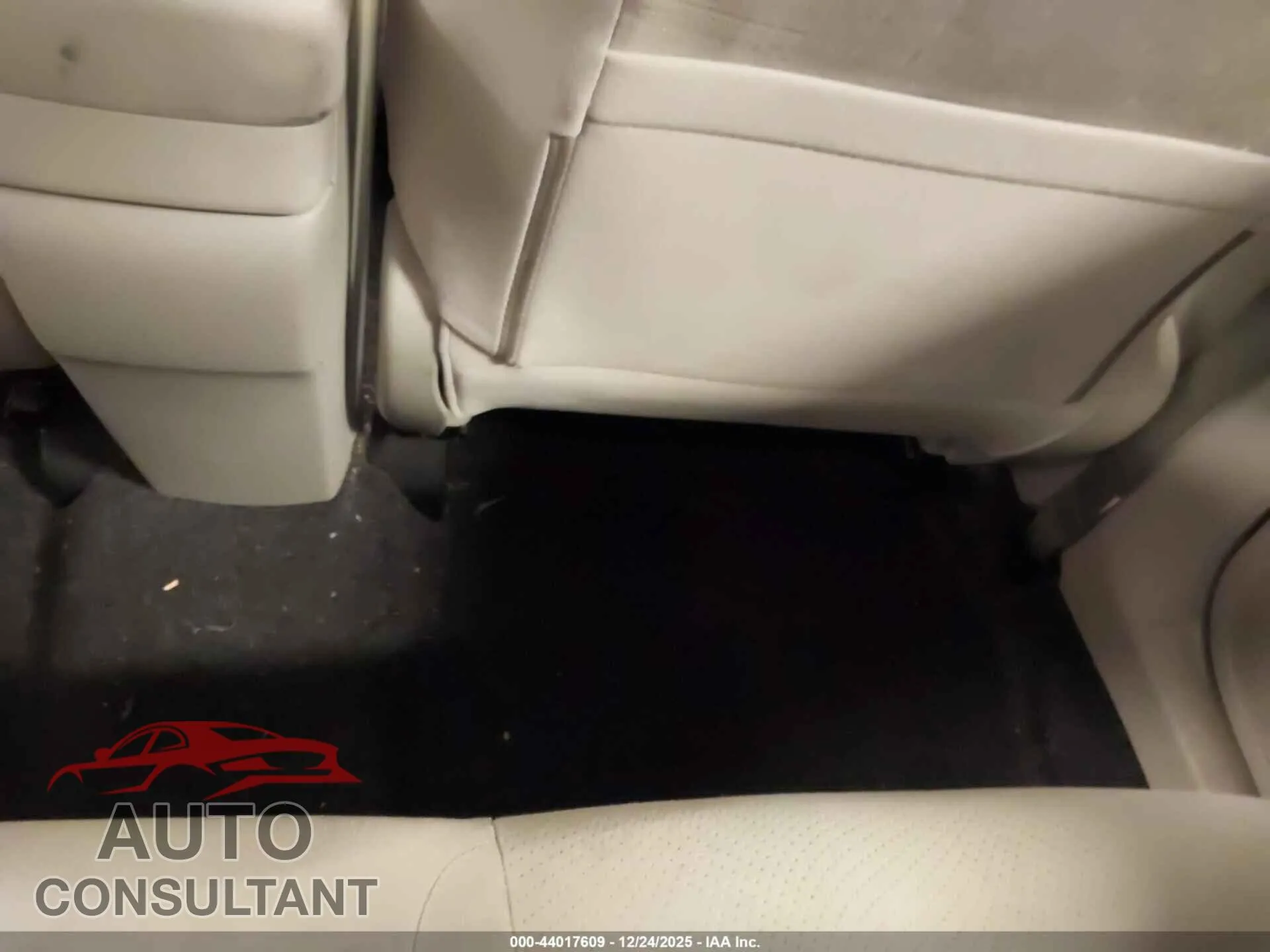 2012 TOYOTA PRIUS Damaged VIN JTDKN3DU0C1506645 – undercarriage