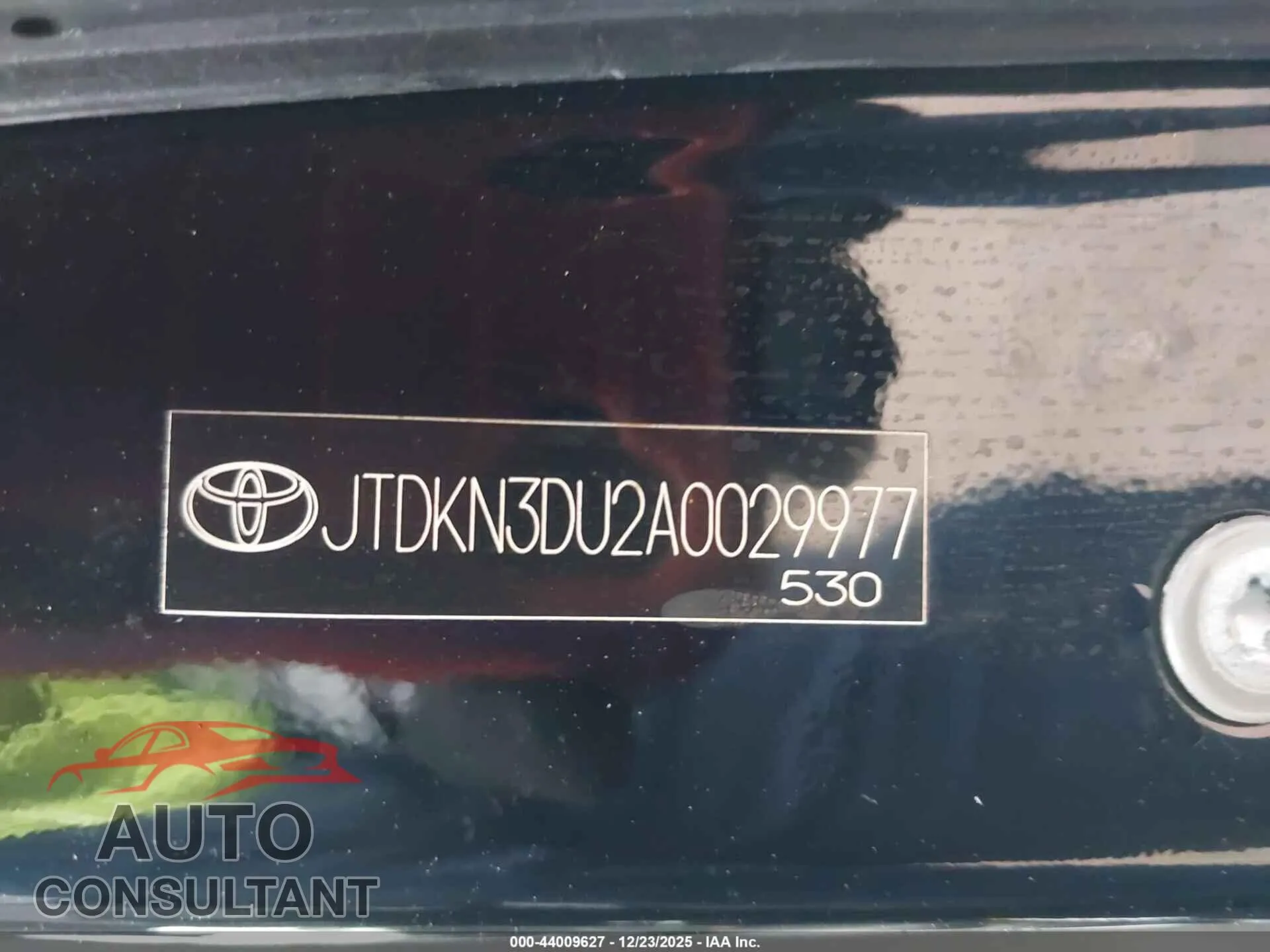 2010 TOYOTA PRIUS Damaged VIN JTDKN3DU2A0029977 – trunk area